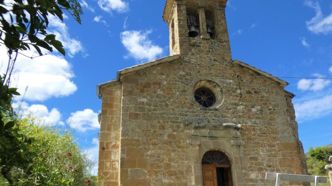 Eglise Saint Arnoux à Montmorin - Extérieur (Copyright : Office de Tourisme Sisteron Buëch)